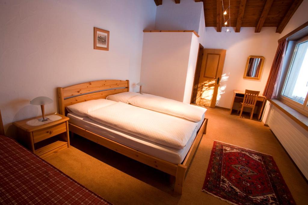 Ferienwohnungen Seraina Sils-Maria Habitación foto